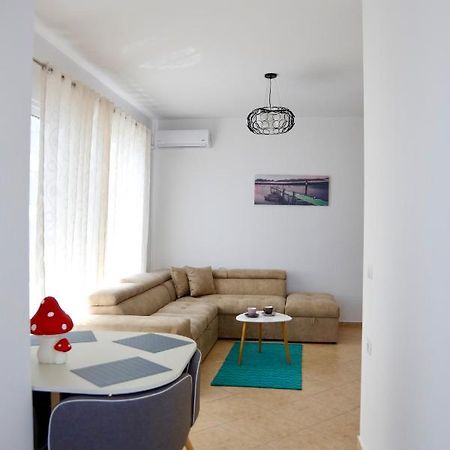 Sea La Vie Apartments Sarande Ngoại thất bức ảnh