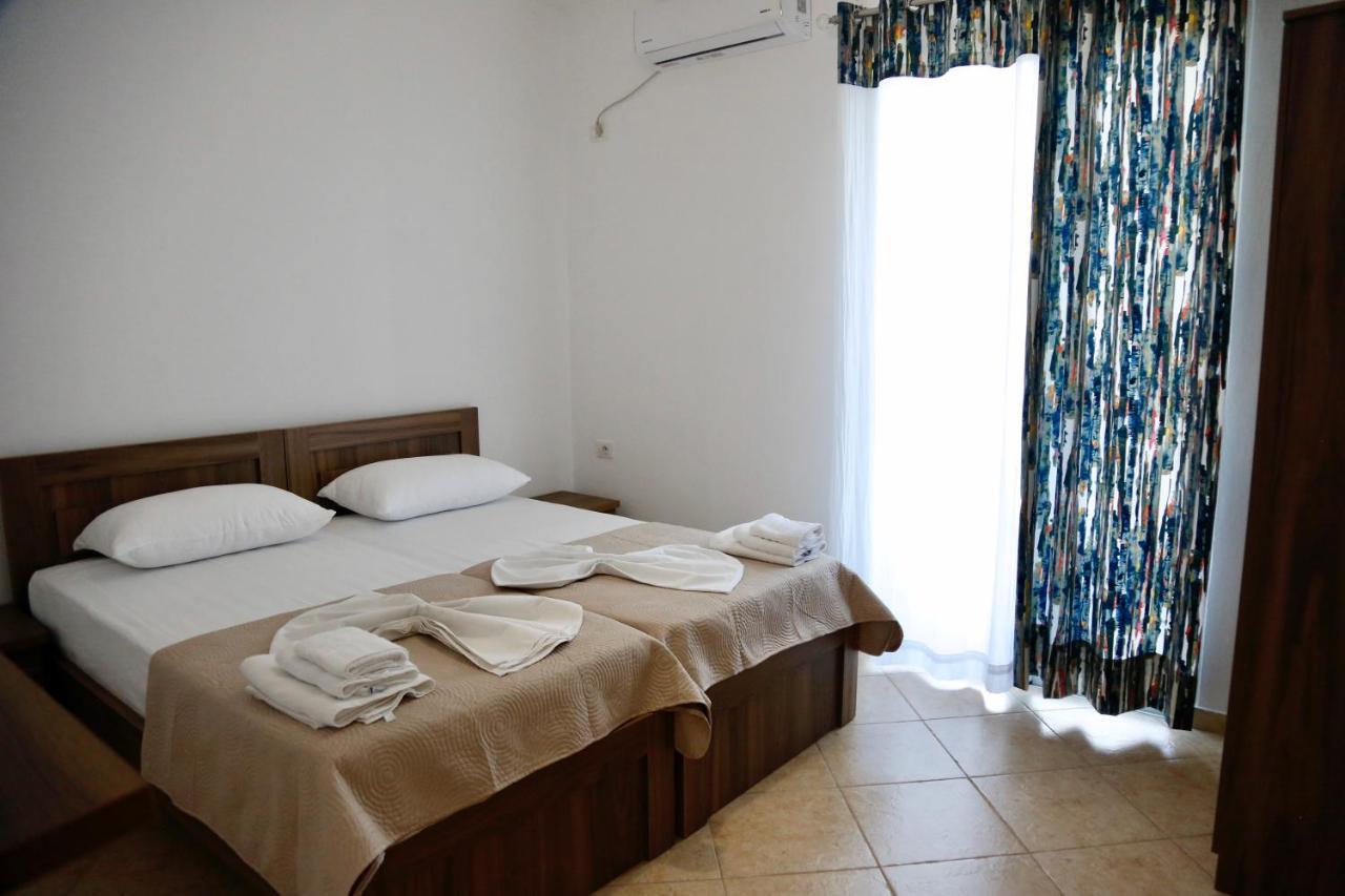 Sea La Vie Apartments Sarande Ngoại thất bức ảnh
