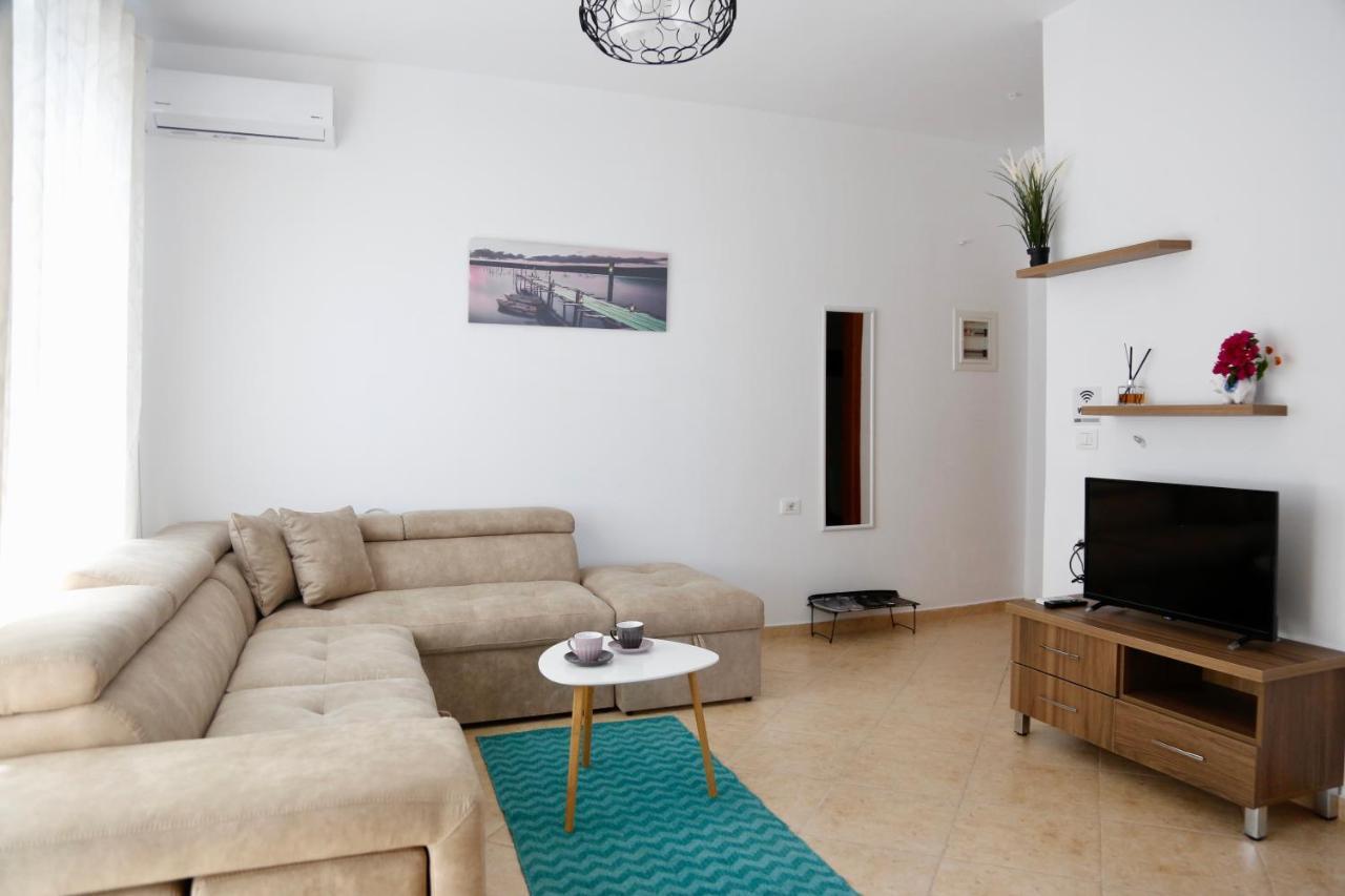 Sea La Vie Apartments Sarande Ngoại thất bức ảnh