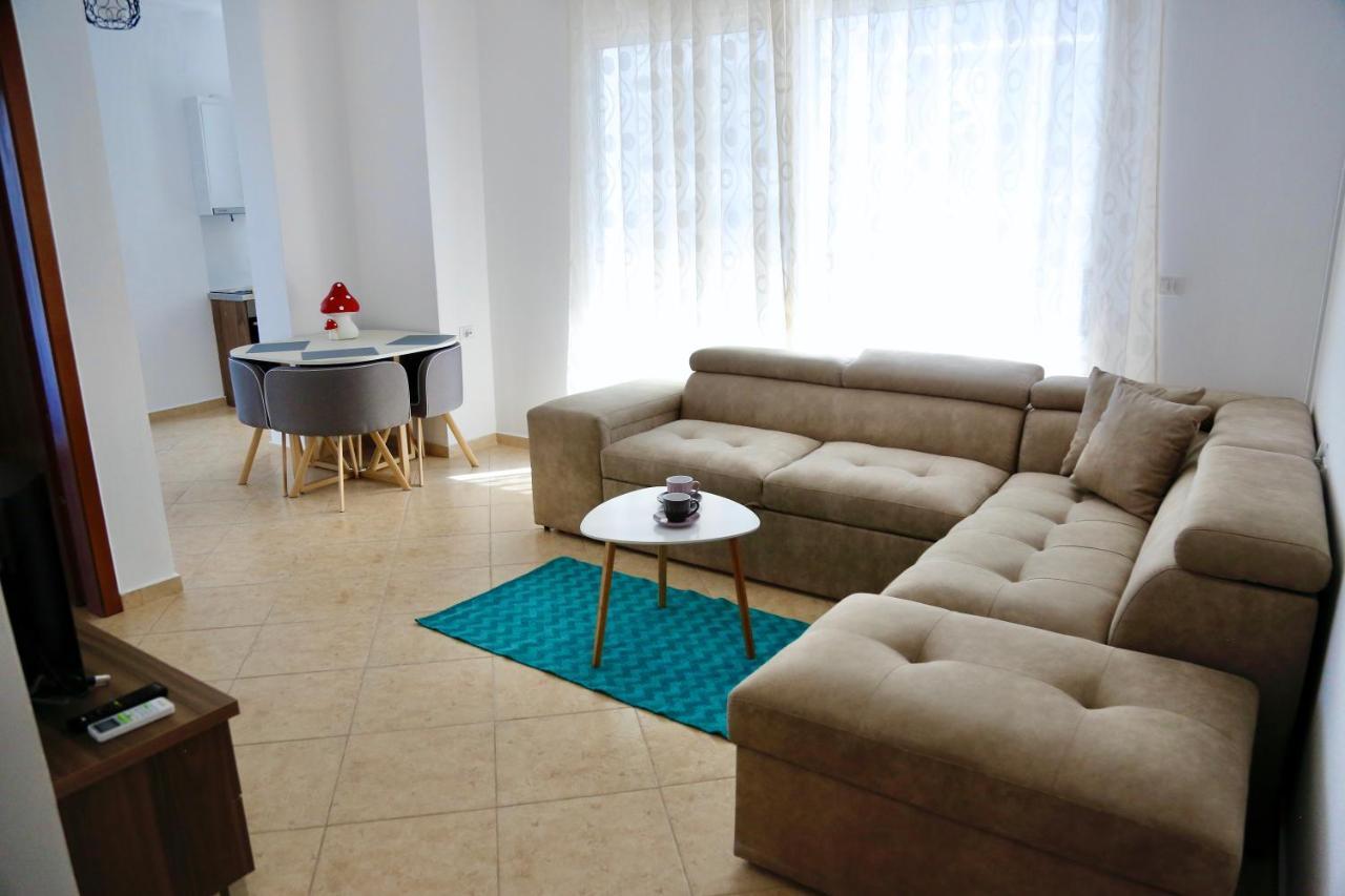 Sea La Vie Apartments Sarande Ngoại thất bức ảnh