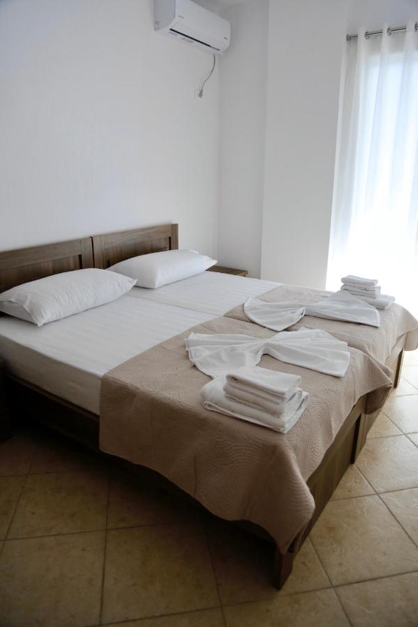 Sea La Vie Apartments Sarande Ngoại thất bức ảnh