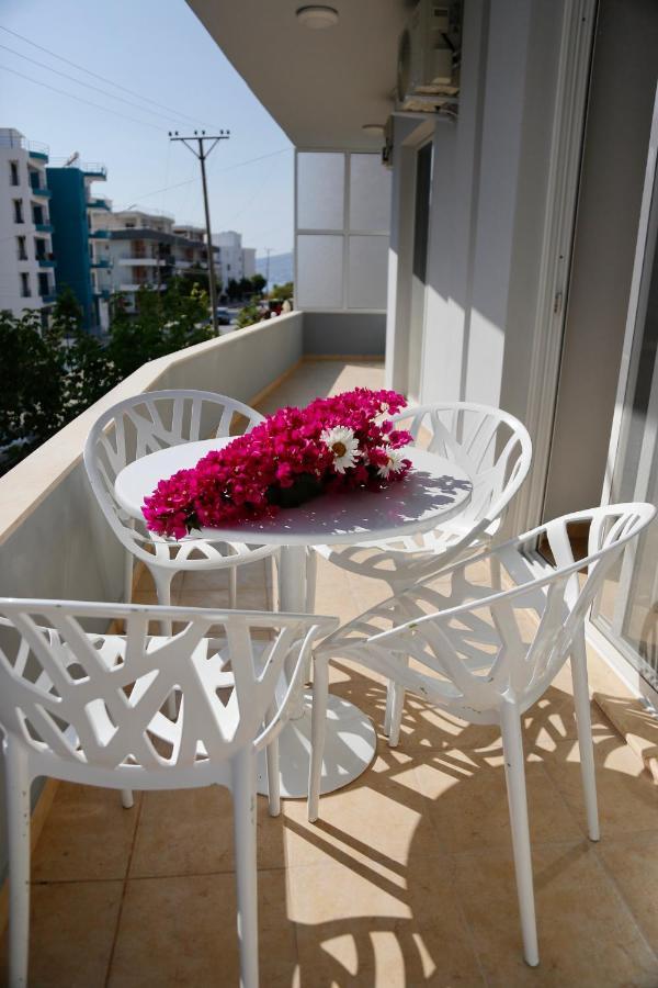 Sea La Vie Apartments Sarande Ngoại thất bức ảnh