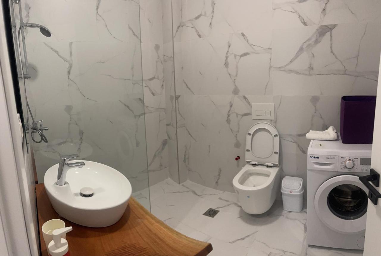 Sea La Vie Apartments Sarande Ngoại thất bức ảnh