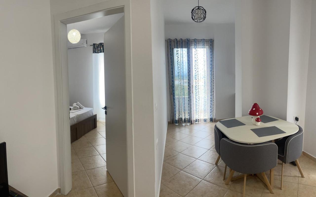 Sea La Vie Apartments Sarande Ngoại thất bức ảnh