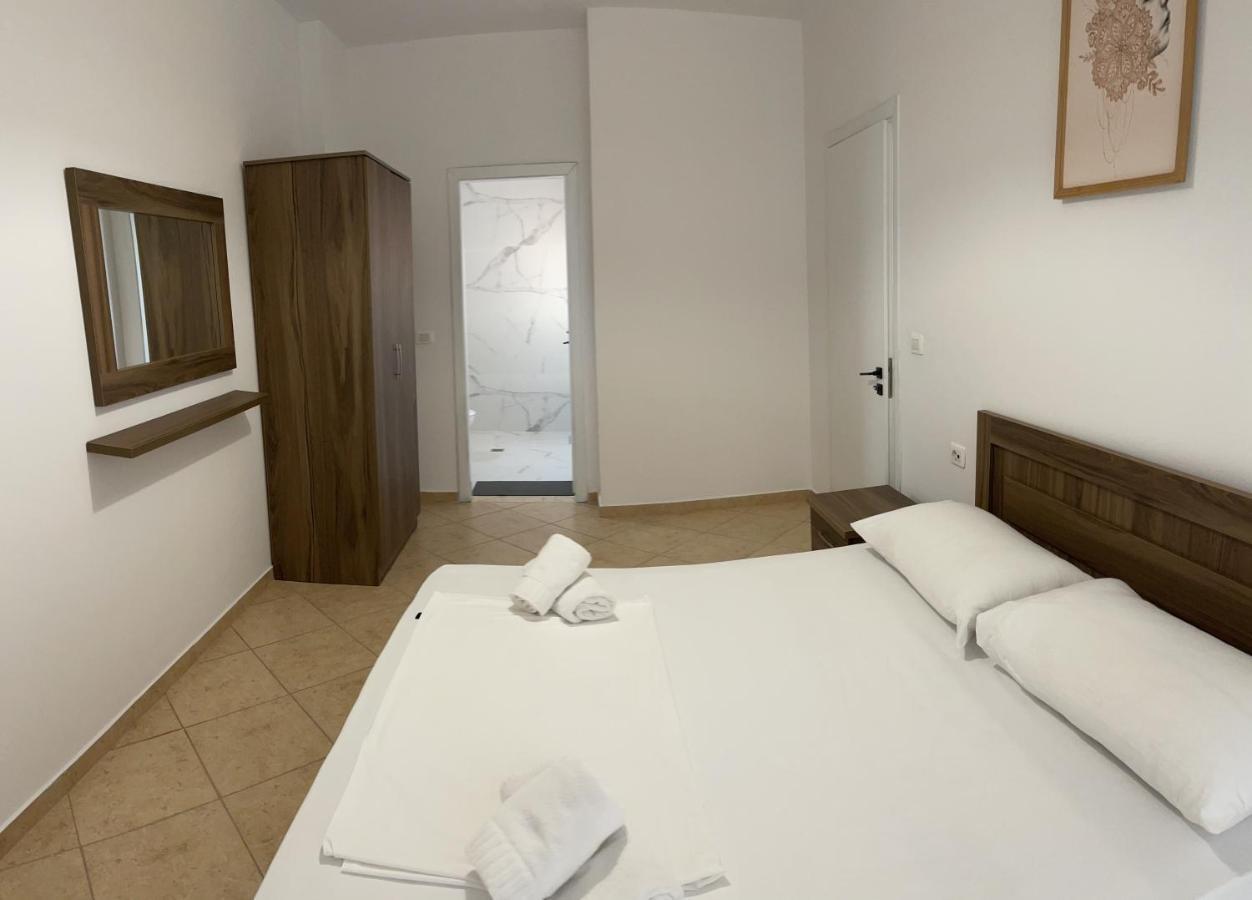 Sea La Vie Apartments Sarande Ngoại thất bức ảnh