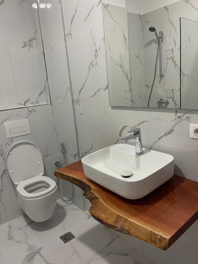 Sea La Vie Apartments Sarande Ngoại thất bức ảnh